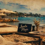 Juanita Plage à Juan-les-Pins : plage privée, transats et mer turquoise